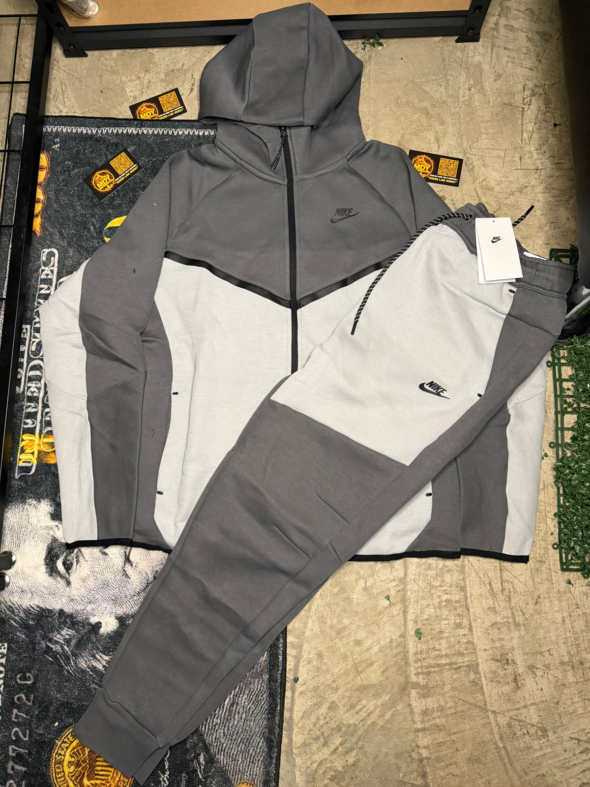 MDY Dark Grey Tech