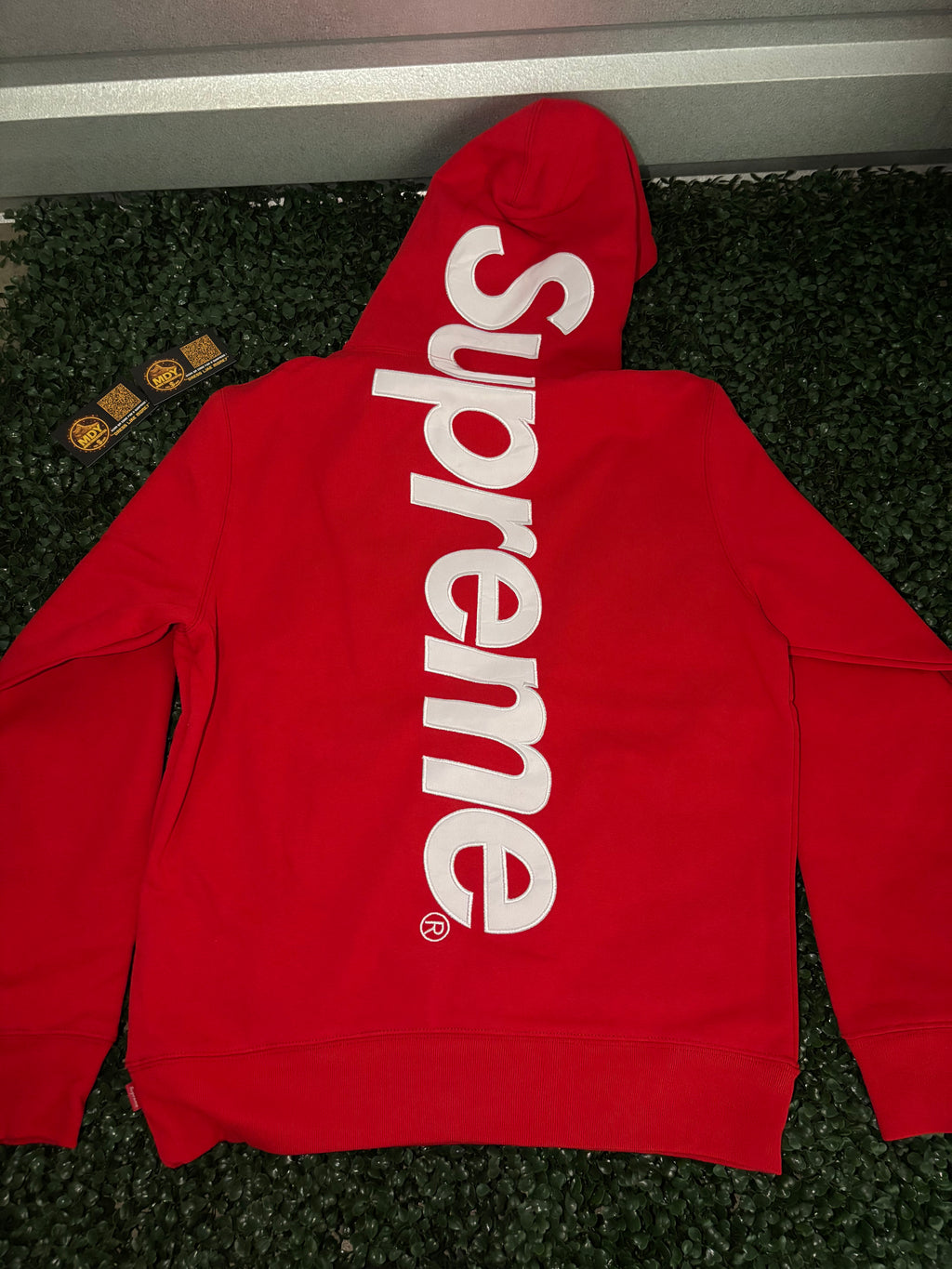 MDY RED SPREME JOGGING SUIT