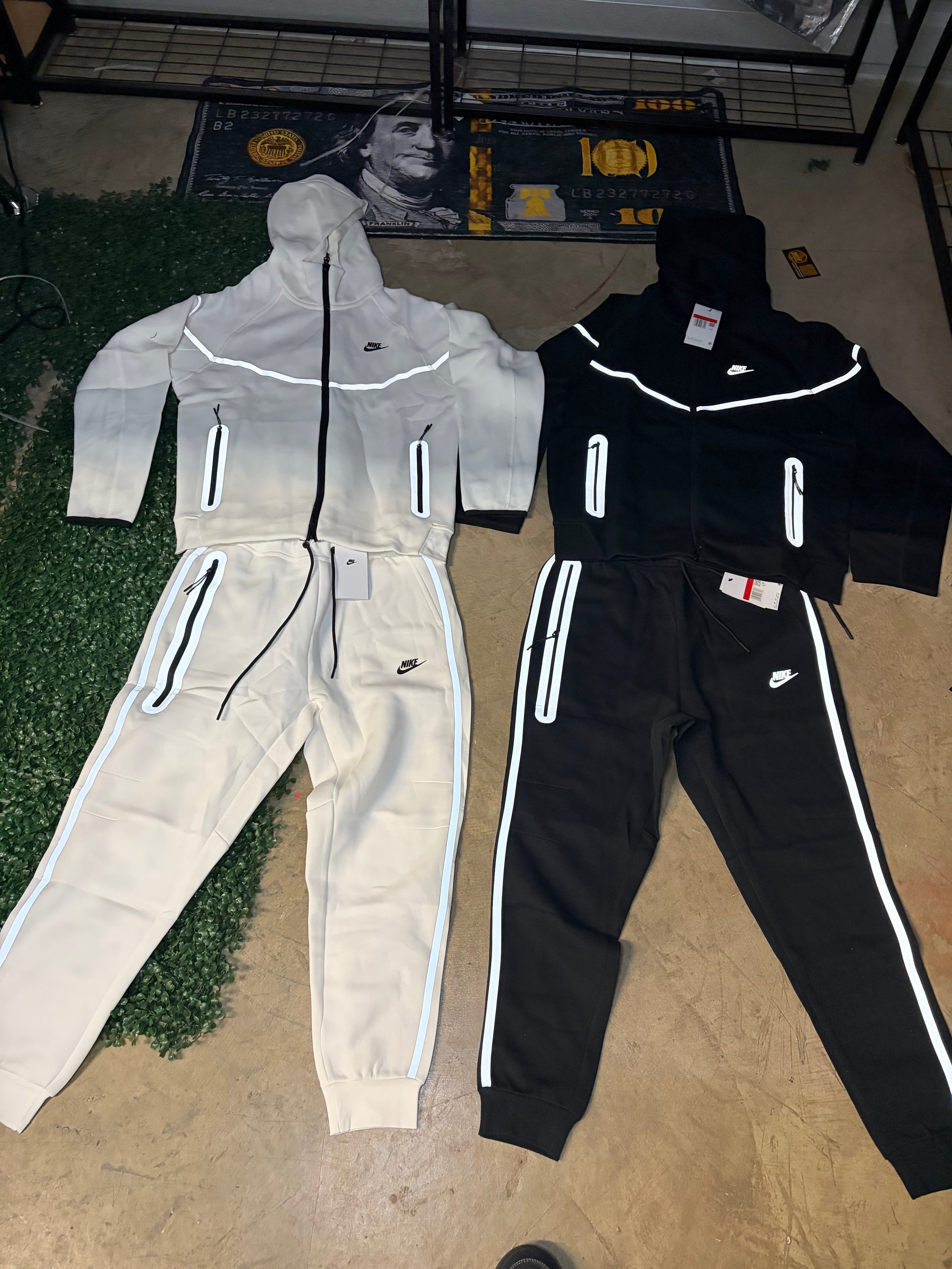 MDY Reflective Nke Tech