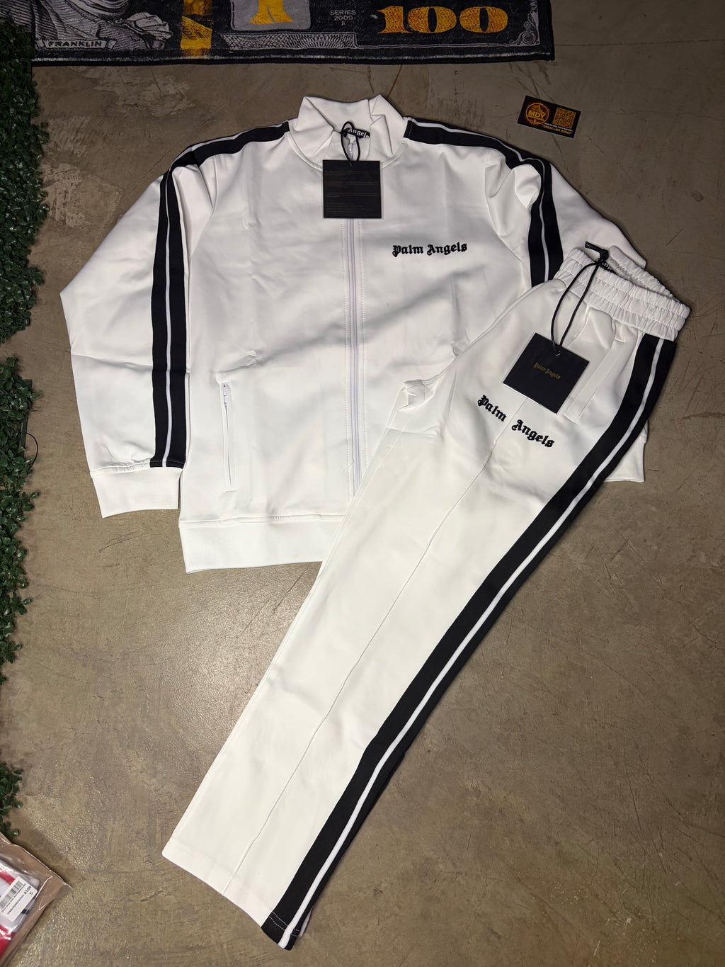 MDY White Palm Angls Set